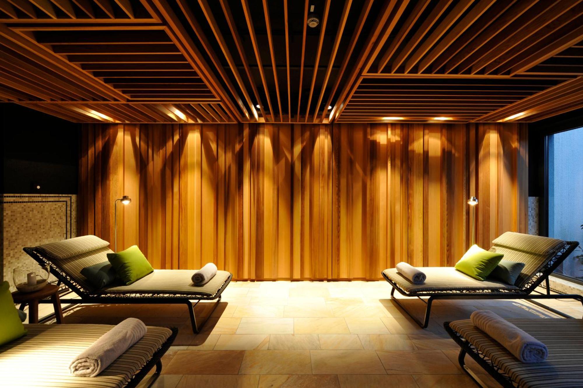 Hotel-Restaurant Erbprinz 에틀링겐 외부 사진 The spa at The Standard, East Village